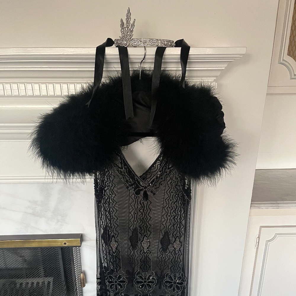 XS The Deco Haus 1920s Gatsby Flapper Dress - with Stole, Slip, and Headband